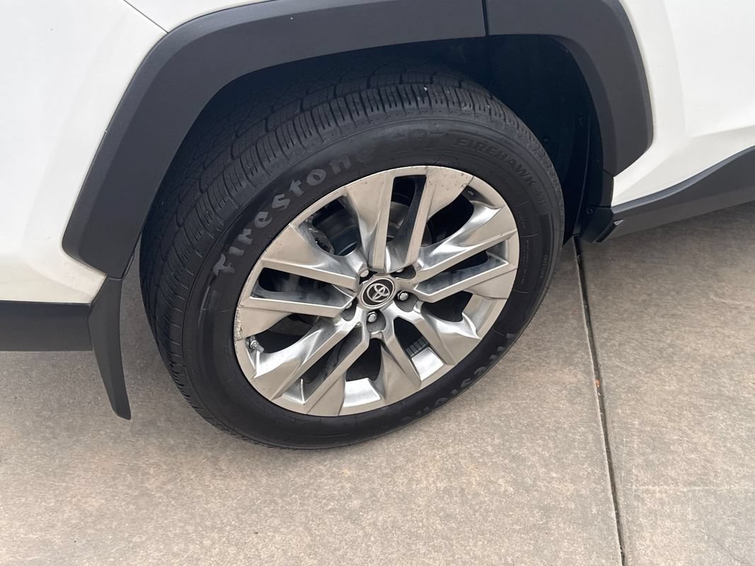 Used 2019 Toyota RAV4 XLE Premium w/ Advanced Technology Package AWD/4WD image 14