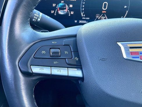 Used 2025 Cadillac XT4 Premium Luxury image 17