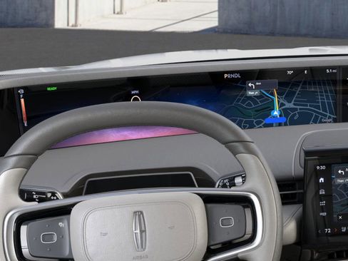 New 2025 Lincoln Nautilus Premier w/ Equipment Group 102A image 12