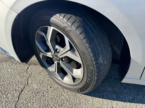 Used 2021 Kia Forte LXS image 37