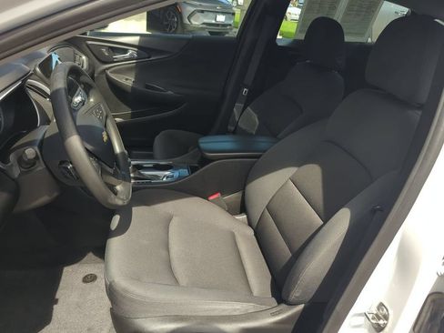 Used 2023 Chevrolet Malibu LT FWD image 18