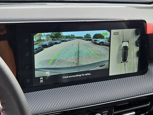 New 2026 Nissan Kicks SR w/ Cold Weather Package image 15