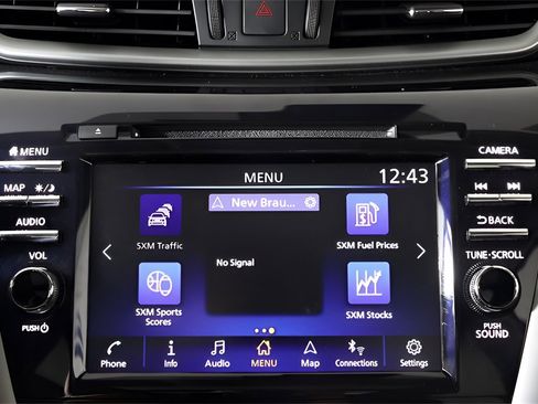 Used 2024 Nissan Murano SL image 10