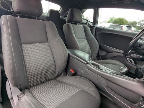 Used 2018 Dodge Challenger SXT image 23