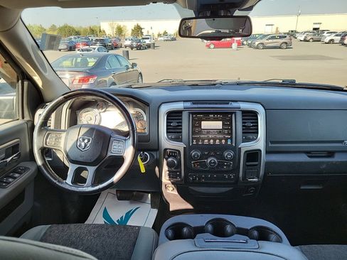 Used 2017 RAM 1500 Big Horn image 6