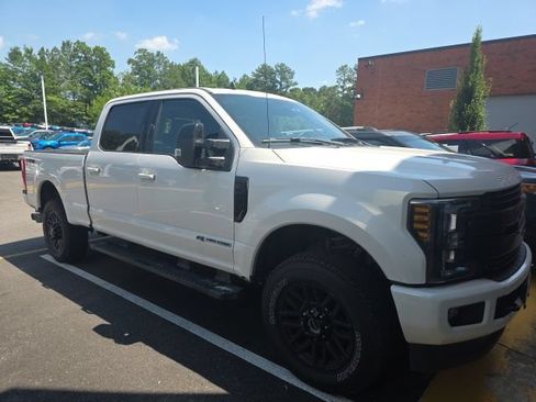 Used 2019 Ford F250 Lariat AWD/4WD image 2