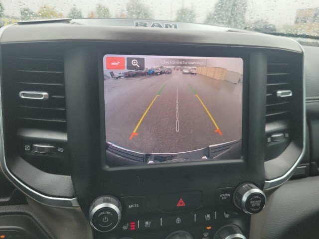 Used 2022 RAM 1500 Laramie AWD/4WD image 15