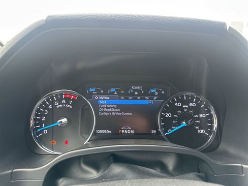 Used 2021 Ford F250 Platinum w/ Tremor Off-Road Package image 12