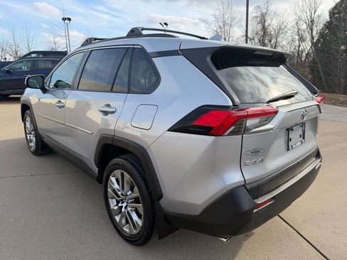 Used 2019 Toyota RAV4 XLE Premium w/ Cold Weather Package image 3