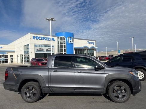 Used 2022 Honda Ridgeline RTL-E image 2