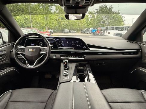 Used 2023 Cadillac Escalade Sport w/ LPO, ONYX Package AWD/4WD image 29