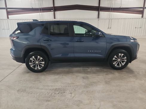 Used 2025 Chevrolet Equinox LT image 6