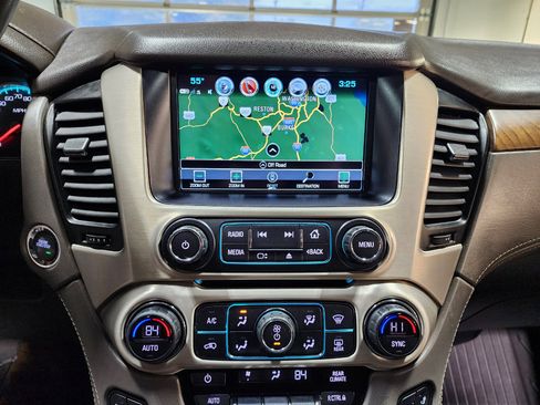 Used 2020 GMC Yukon XL Denali w/ Open Road Package image 40