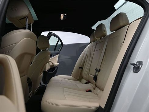 Used 2023 BMW 530i w/ Convenience Package image 11