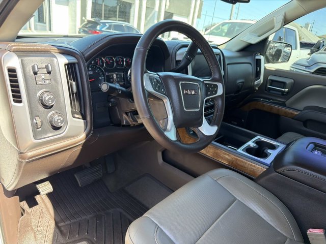Used 2017 GMC Sierra 1500 SLT AWD/4WD image 22