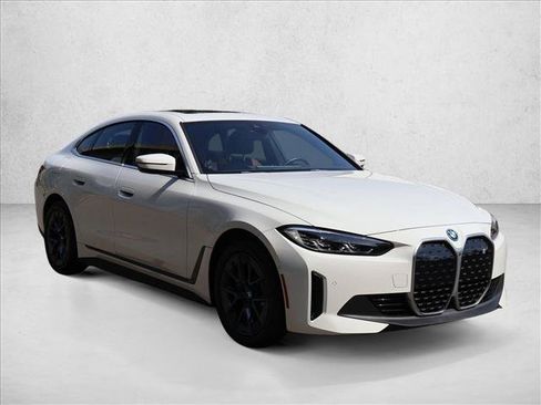 Used 2023 BMW i4 eDrive35 w/ Premium Package RWD image 4