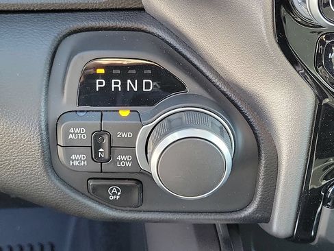 New 2025 RAM 1500 Big Horn AWD/4WD image 8