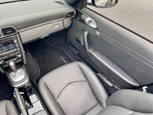 Used 2012 Porsche 911 Carrera Black Edition image 17