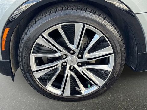 Certified 2024 Cadillac Lyriq Luxury w/ LPO, Floor Liner Package AWD/4WD image 9