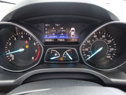 Used 2017 Ford Escape Titanium FWD image 18