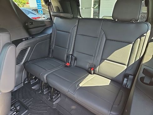 Used 2024 GMC Yukon Denali AWD/4WD image 53