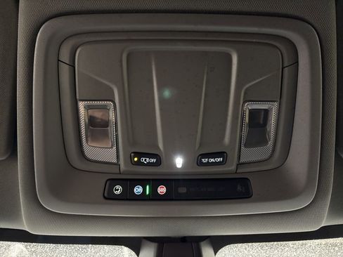 Used 2022 Chevrolet Silverado 1500 RST w/ Z71 Off-Road Package image 28