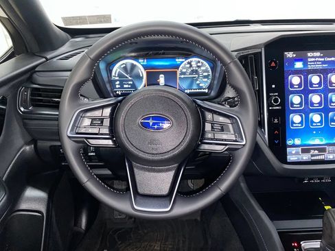Used 2025 Subaru Forester Limited AWD/4WD image 32