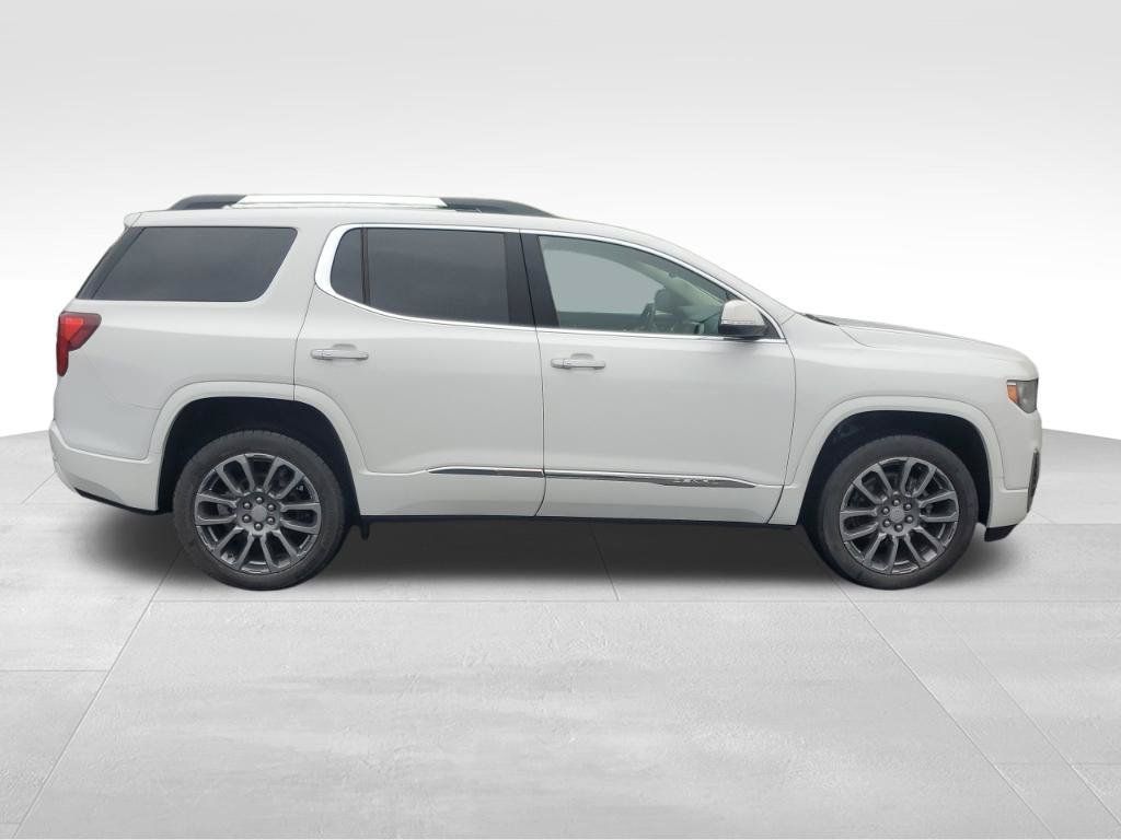 Used 2023 GMC Acadia Denali FWD image 9
