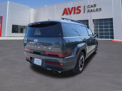 Used 2025 Hyundai Santa Fe SEL FWD image 6