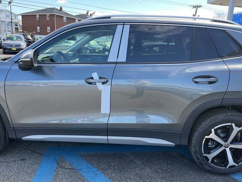 New 2026 Volkswagen Tiguan SE AWD/4WD image 19