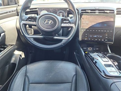 Certified 2022 Hyundai Tucson Limited w/ Winter Package image 9