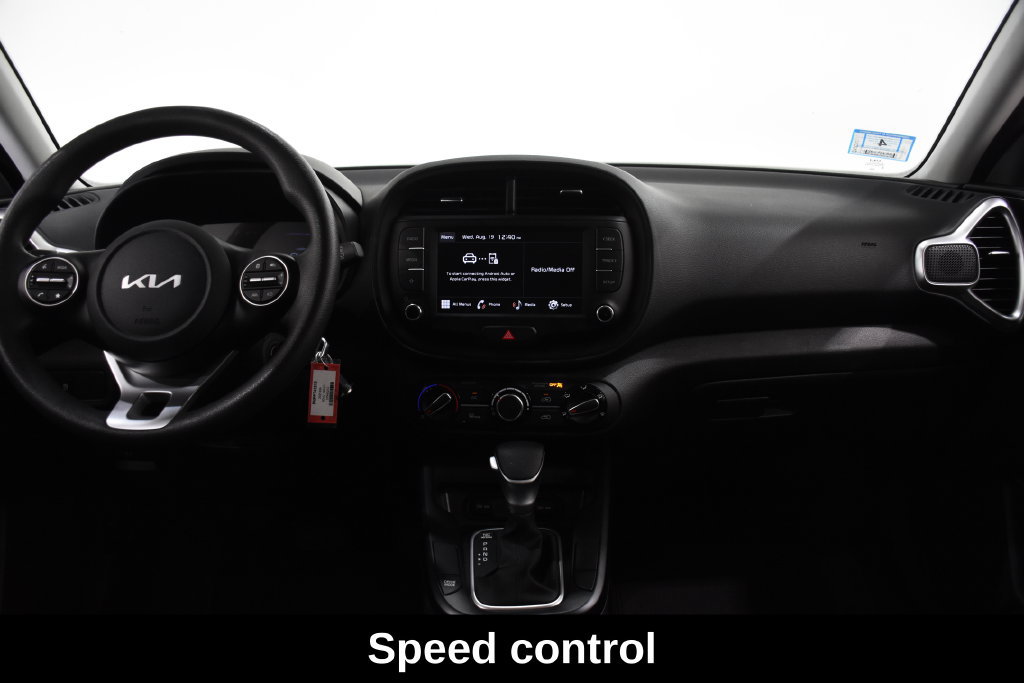 Used 2025 Kia Soul LX w/ LX Technology Package FWD image 9