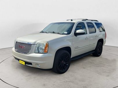 Used 2011 GMC Yukon SLT w/ SLT-2 Equipment Package