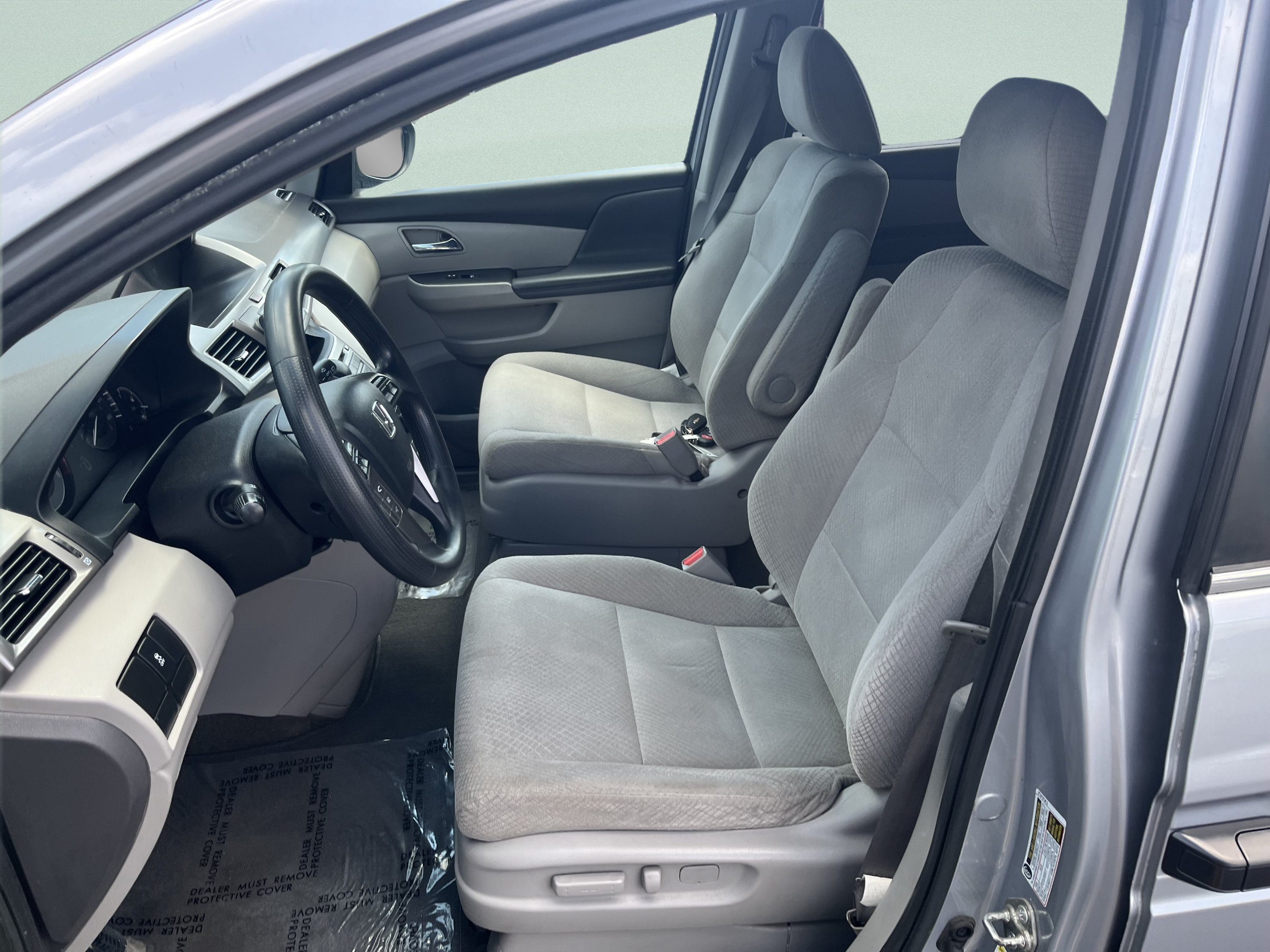 Used 2016 Honda Odyssey LX image 10