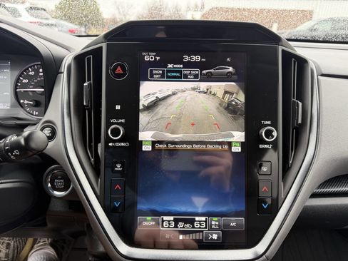 Used 2025 Subaru Crosstrek 2.5i Limited w/ Crosstrek Mirror Package image 34