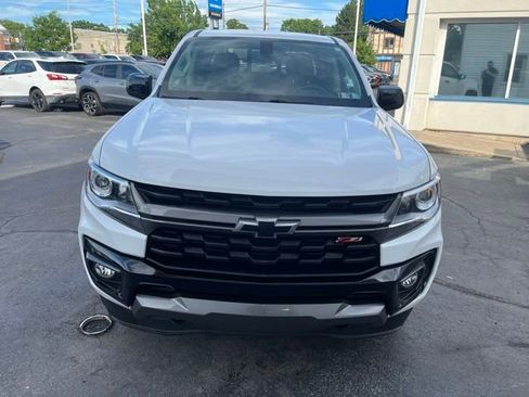 Used 2022 Chevrolet Colorado Z71 AWD/4WD image 8