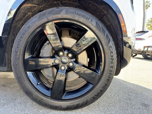 Used 2024 Land Rover Defender 130 X-Dynamic SE image 14