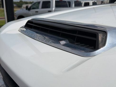 Used 2024 Chevrolet Silverado 2500 LT AWD/4WD image 18