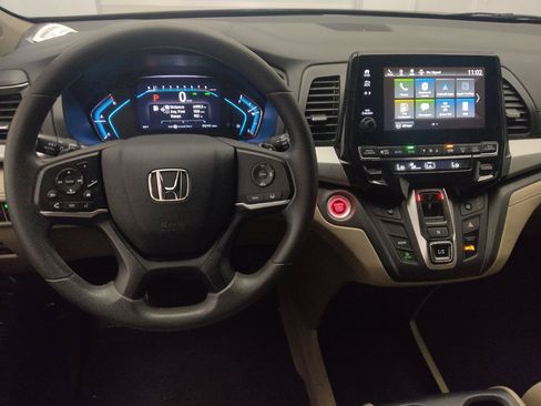 Used 2018 Honda Odyssey EX image 22