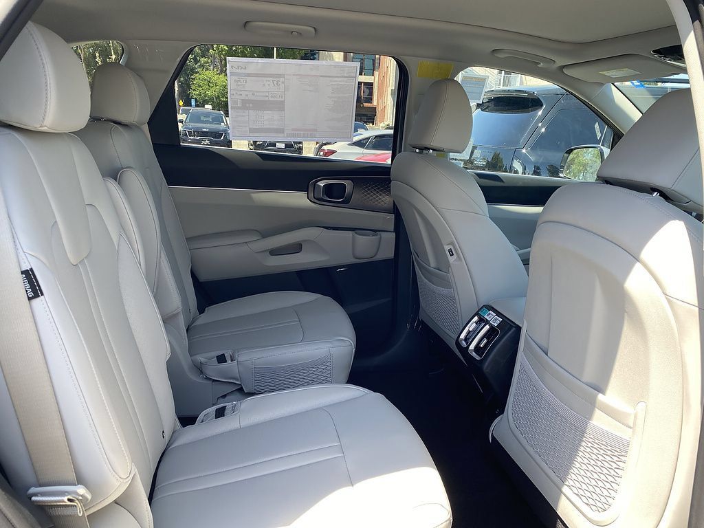 New 2026 Kia Sorento EX FWD image 22