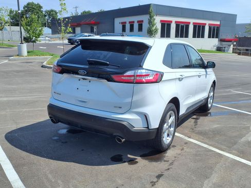Used 2020 Ford Edge SE AWD/4WD image 4