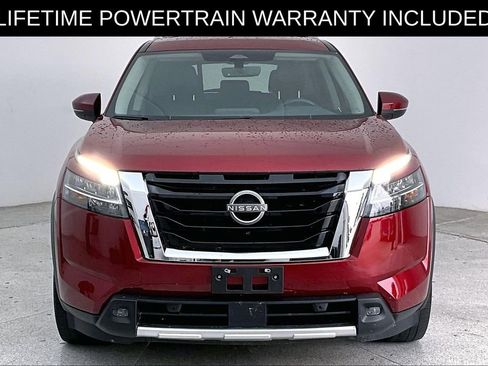 Used 2023 Nissan Pathfinder SL AWD/4WD image 4