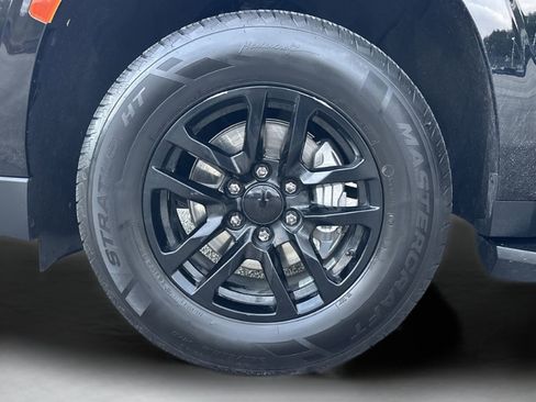 Used 2023 Chevrolet Tahoe LT image 34