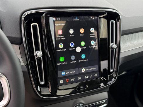 New 2026 Volvo XC40 B5 Core w/ Climate Package image 20