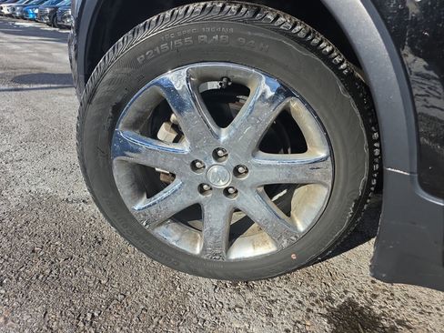 Used 2019 Buick Encore Essence w/ Experience Buick Package image 13