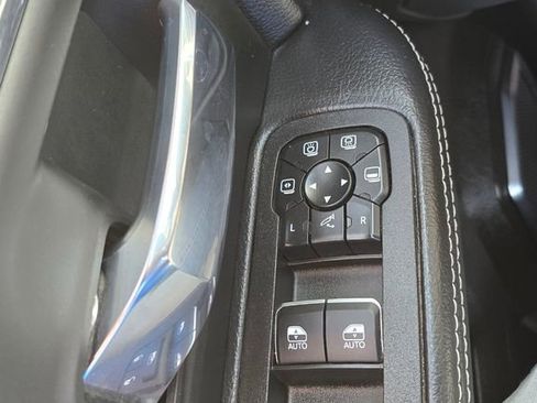 Used 2025 RAM 2500 Laramie image 19