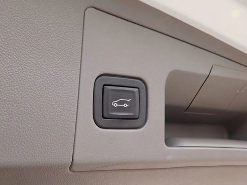 Used 2019 Cadillac XT5 Luxury image 10