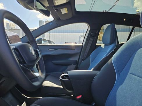 New 2026 Volvo EX30 Ultra w/ Climate Package image 22