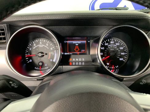 Used 2018 Ford Mustang Premium RWD image 23