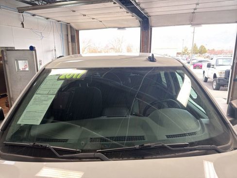 Used 2017 RAM 2500 Big Horn image 23